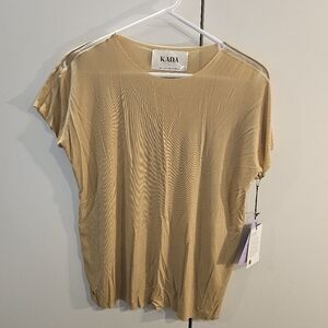 Kada Women's Tan Short Sleeve Blouse Size  Large